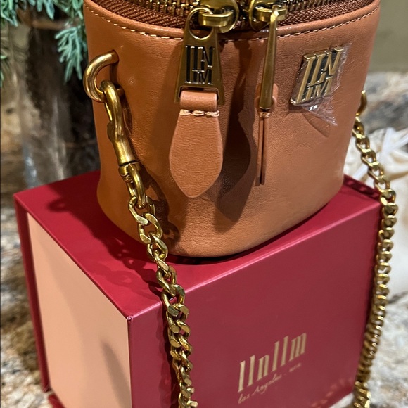 llnllm- NEW MINI LEATHER CROSSBODY/ CHAINBOX - Picture 3 of 13